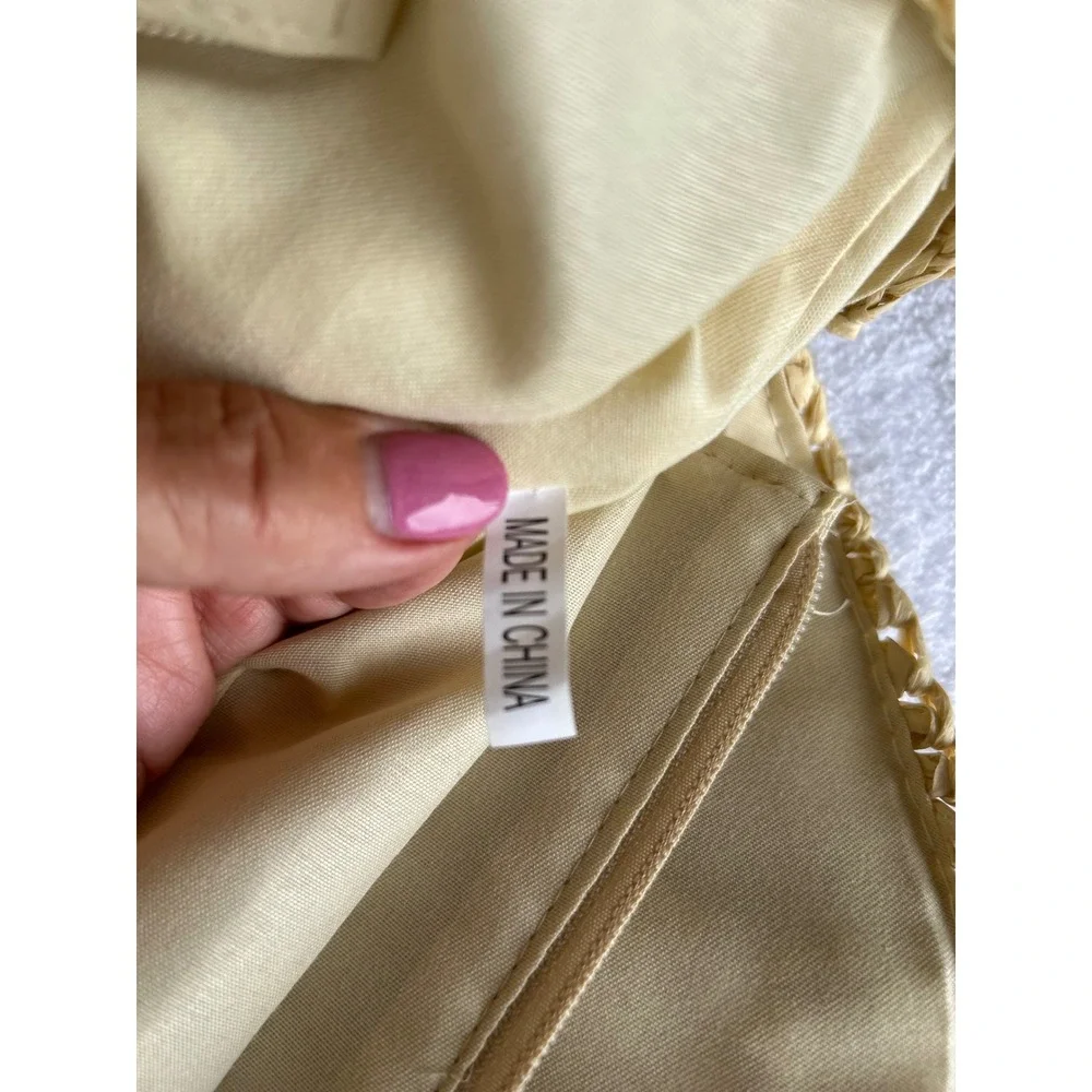 Unbranded Round Straw Tote Bag Woven Lg  Beige EUC Boho Beach Vacation Travel